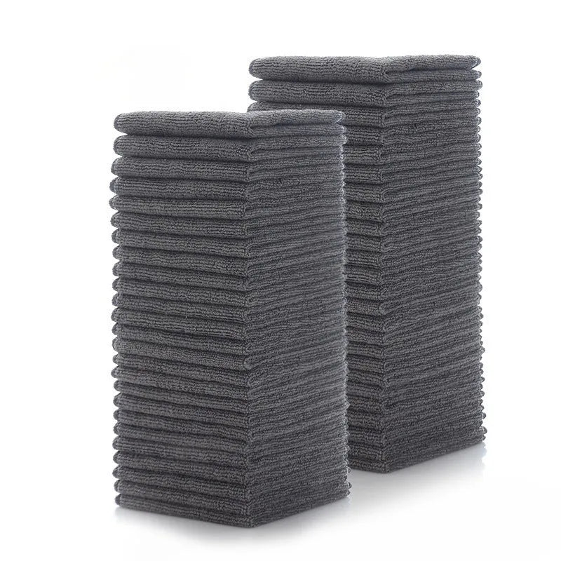 Grey square microfiber kitchen cleaning cloth measuring 25cm for oilproof decontamination on pots and bowls