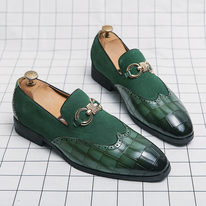 Men's Korean-style business casual shoes with pointed toe design and sewing line detailing