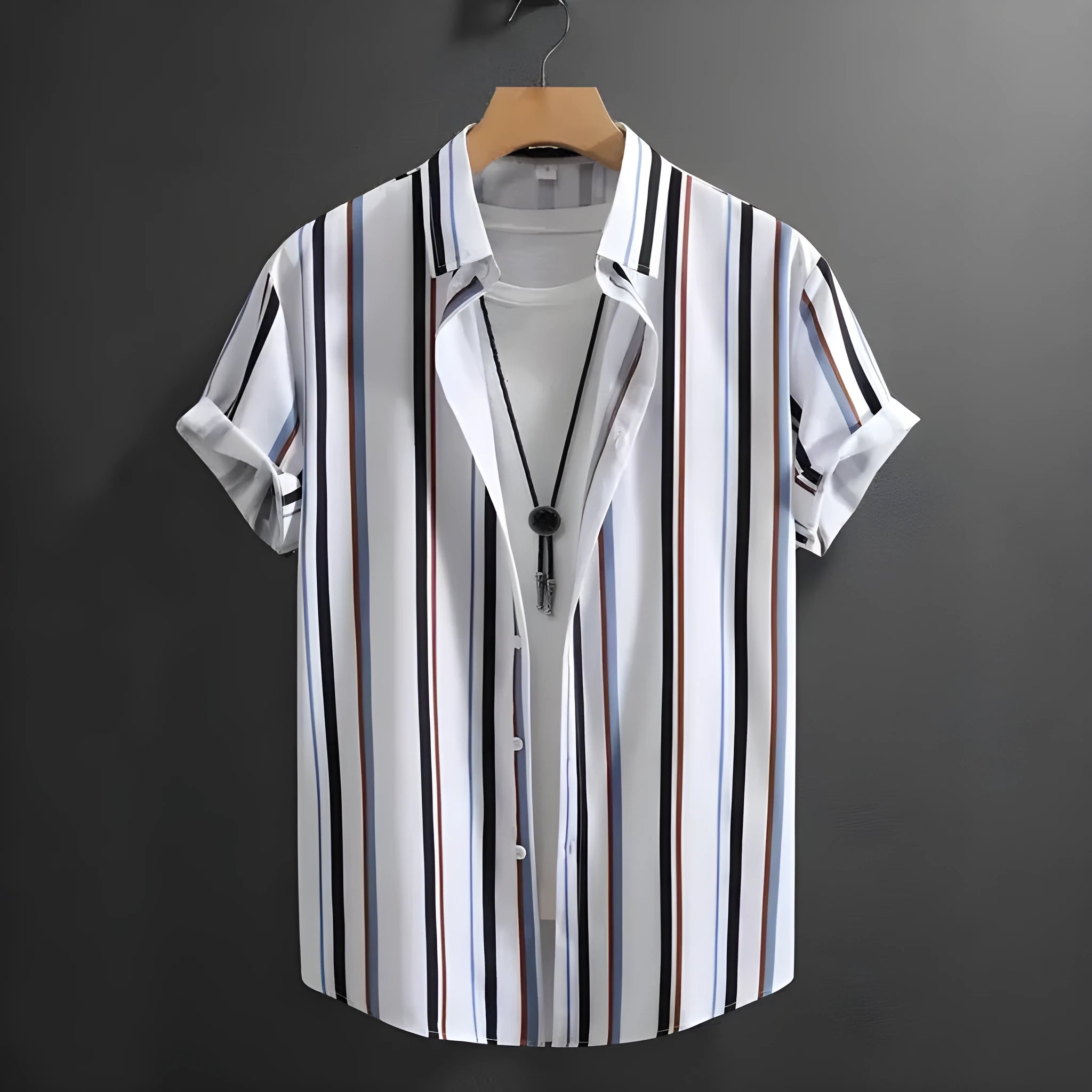 Men's striped short sleeve shirt with stand collar in loose fit cardigan style for summer wear