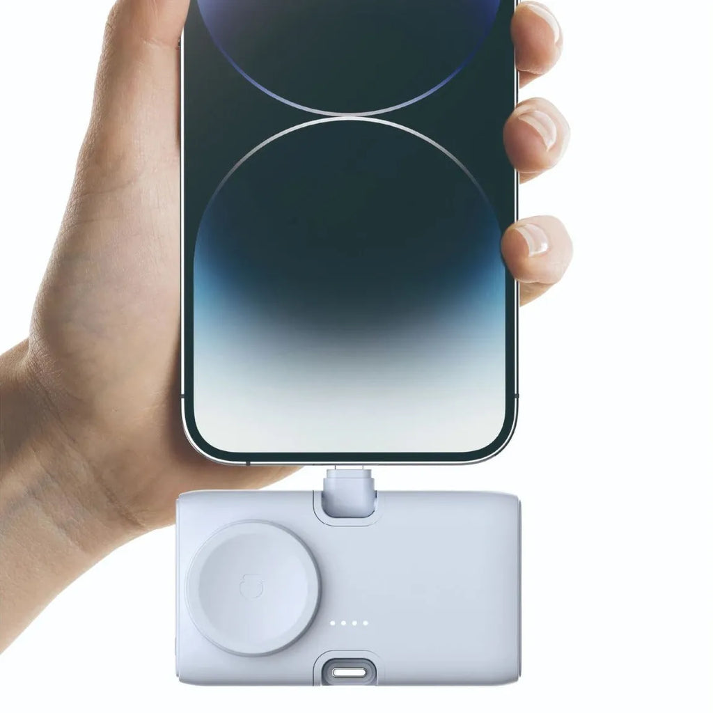 Compact wireless power bank with plastic shell and 5000mAh battery capacity