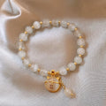 Baroque freshwater pearl bracelet for women with geometric shape and pearl-inlaid style