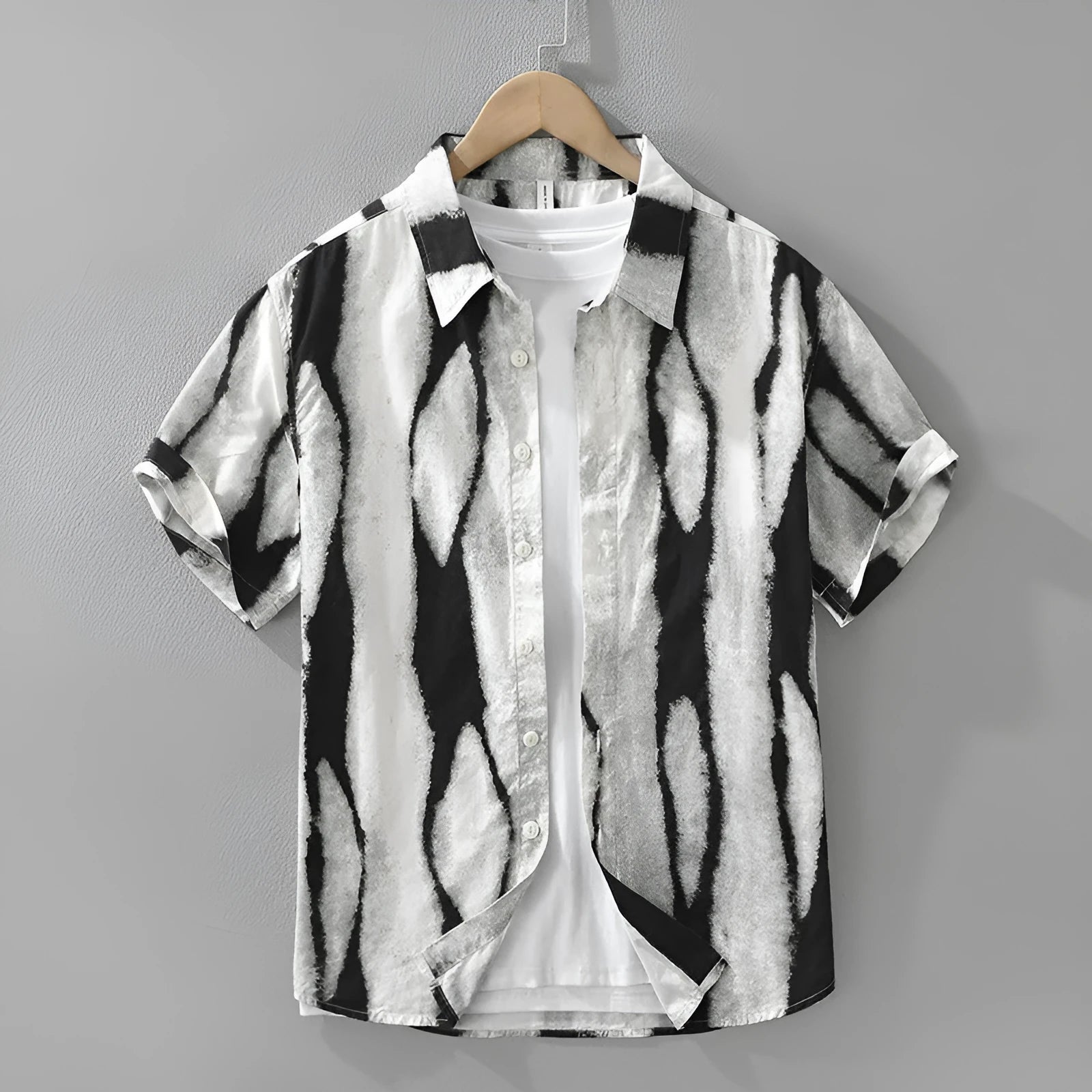 Retro striped short sleeve cotton shirt in loose cardigan fit, shown in black colour.