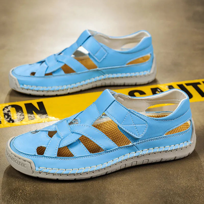 Women's low-top casual sandals with Velcro straps and a round toe in a solid colour.