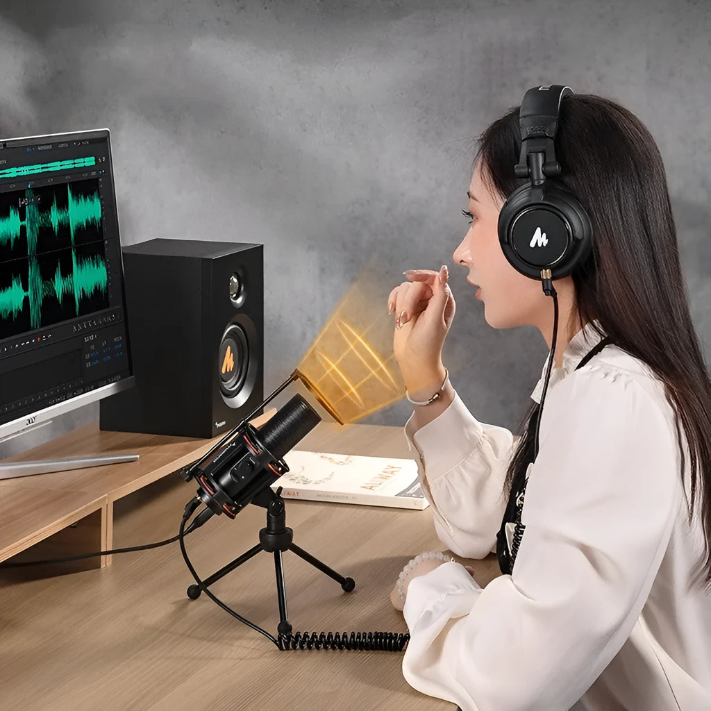 Black USB recording microphone with 1.8m cable for mobile phones and computers