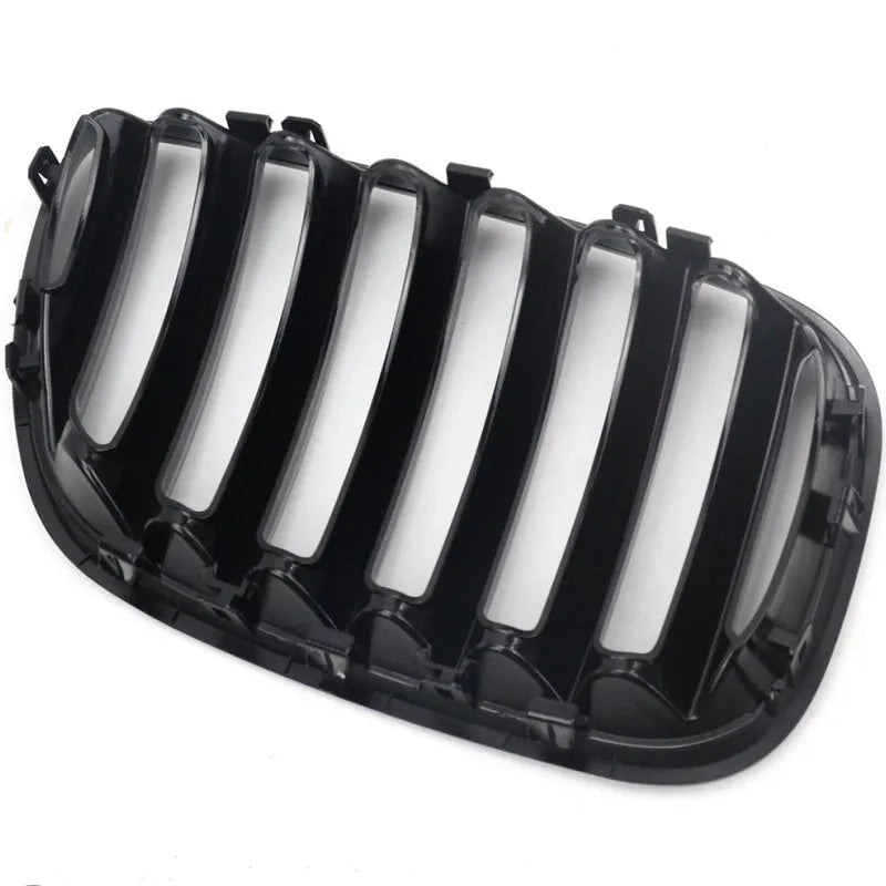 Bright black ABS plastic BMW X5E middle mesh grille pair for G05 53 model.