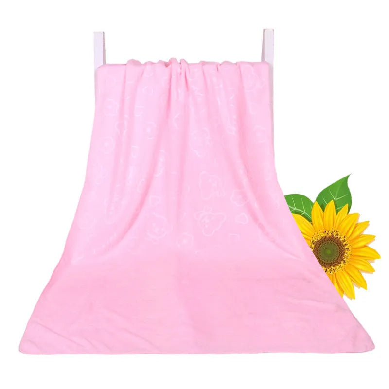 Microfiber bath and face towel with bear embossed design, 80% polyester 20% polyamide, 70x140cm and 35x75cm