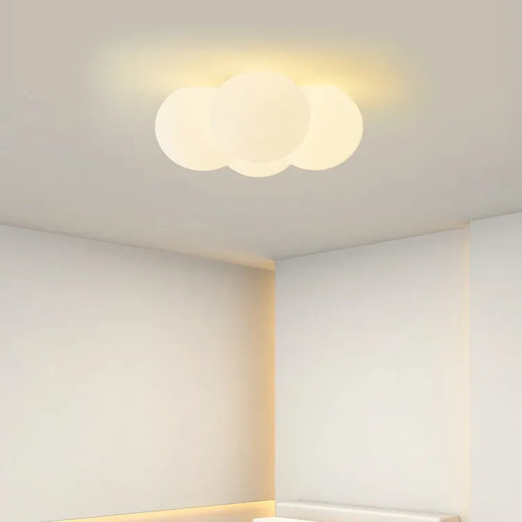 Modern minimalist cloud restaurant chandelier ceiling lamp with four light heads