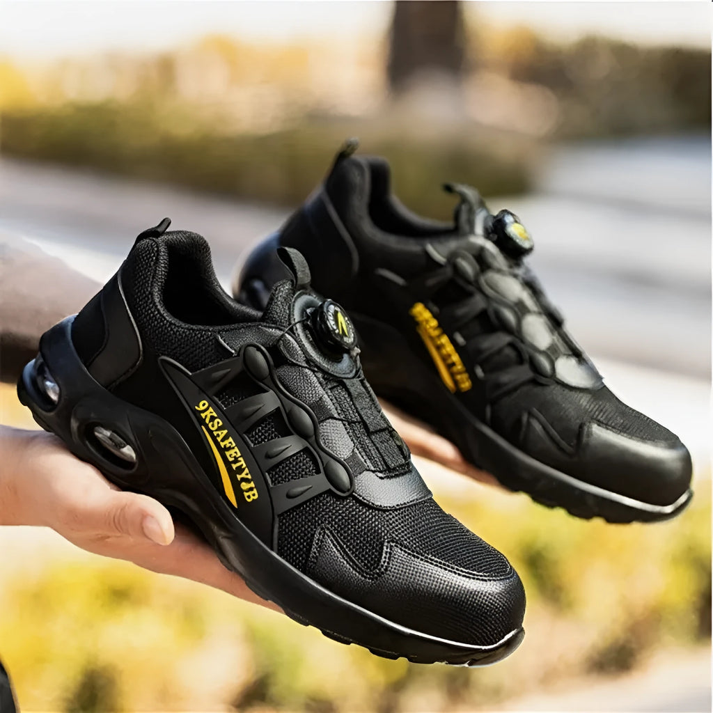 Men's breathable anti-smash steel toe safety shoes in black suede with rubber sole