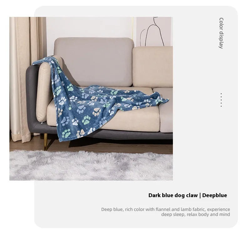 Double-sided dog blanket with cartoon pattern in blue dog design on polyester flannel material