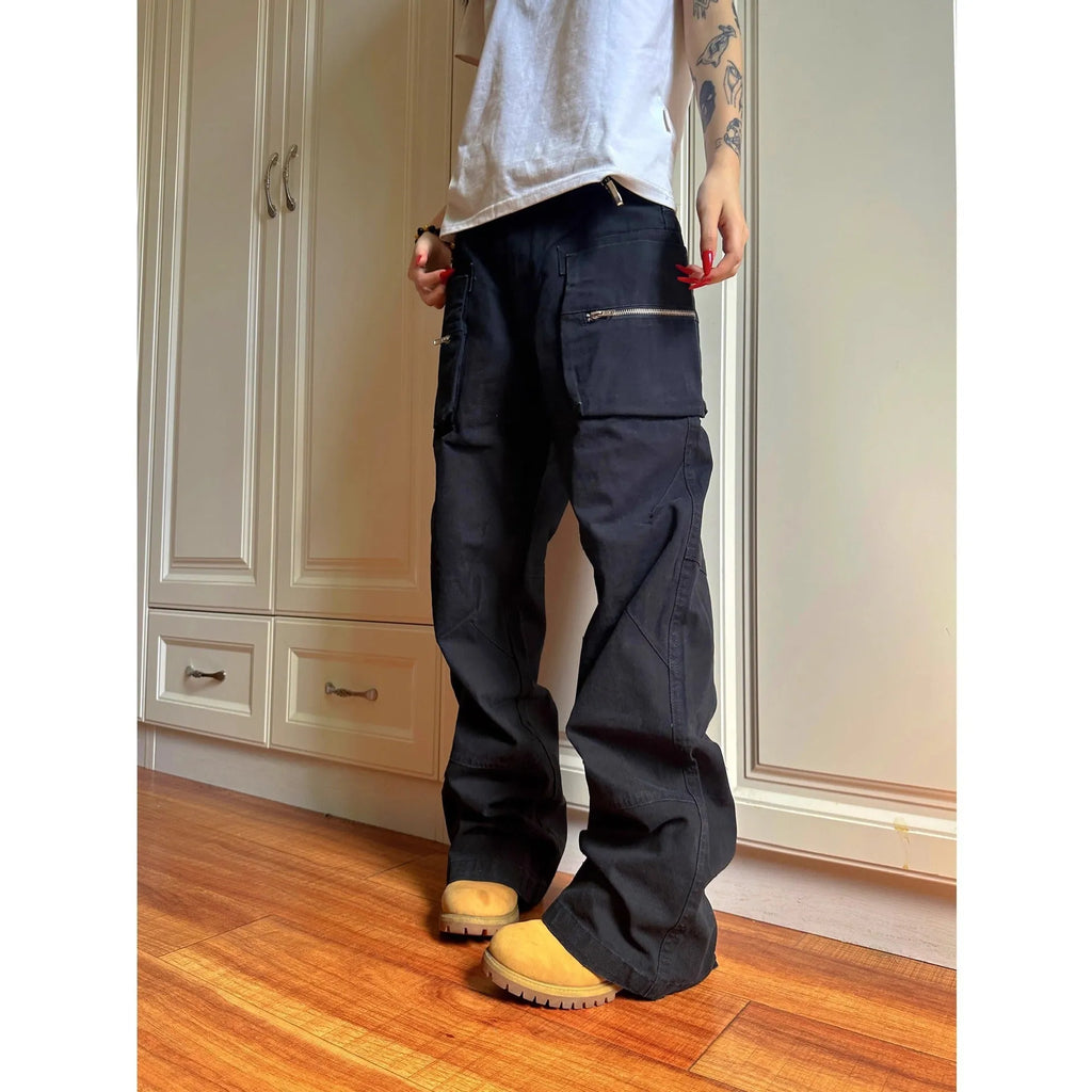 Green double zipper cotton workwear casual pants with a pocket, shown in mid-waist overalls style.