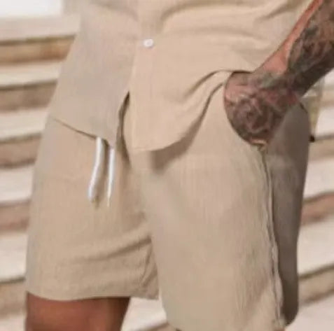 Men's striped printed casual suit set with short sleeve shirt and matching shorts in street style
