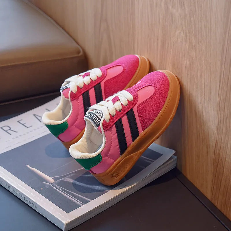 Boys' casual sneakers in artificial PU with rubber sole, lace-up fastening, available in black red rose red