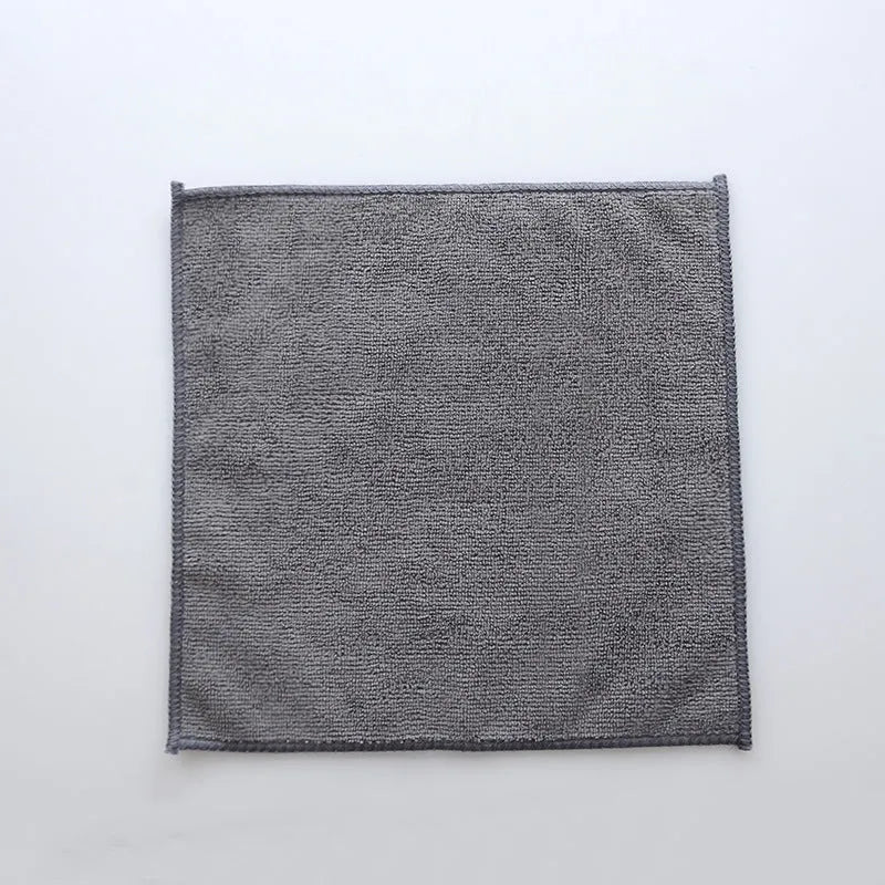 Grey square microfiber kitchen cleaning cloth measuring 25cm for oilproof decontamination on pots and bowls