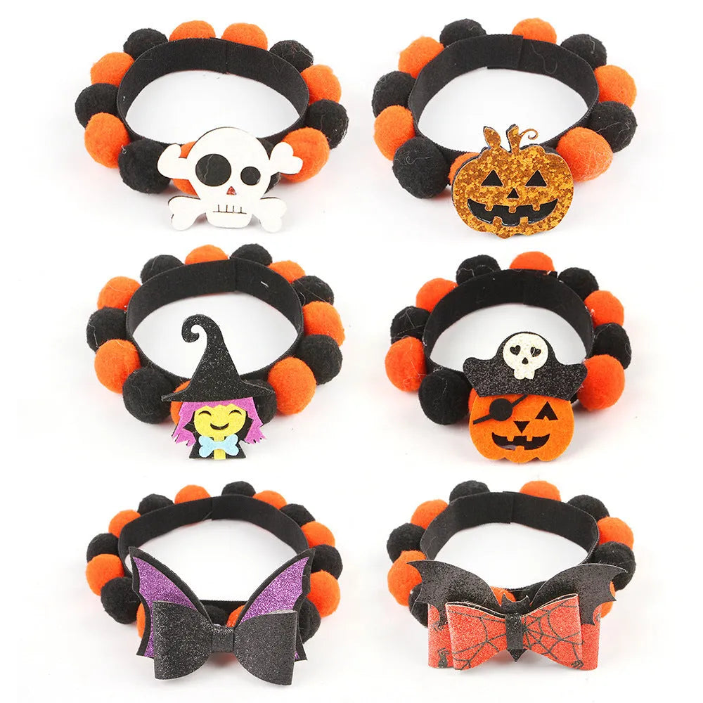 Halloween pet collar with a fur ball decoration in a pumpkin design, shown in size M.