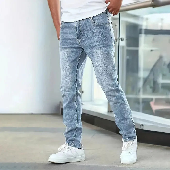 Men's stretch casual jeans in straight leg skinny fit with high elasticity cotton fabric