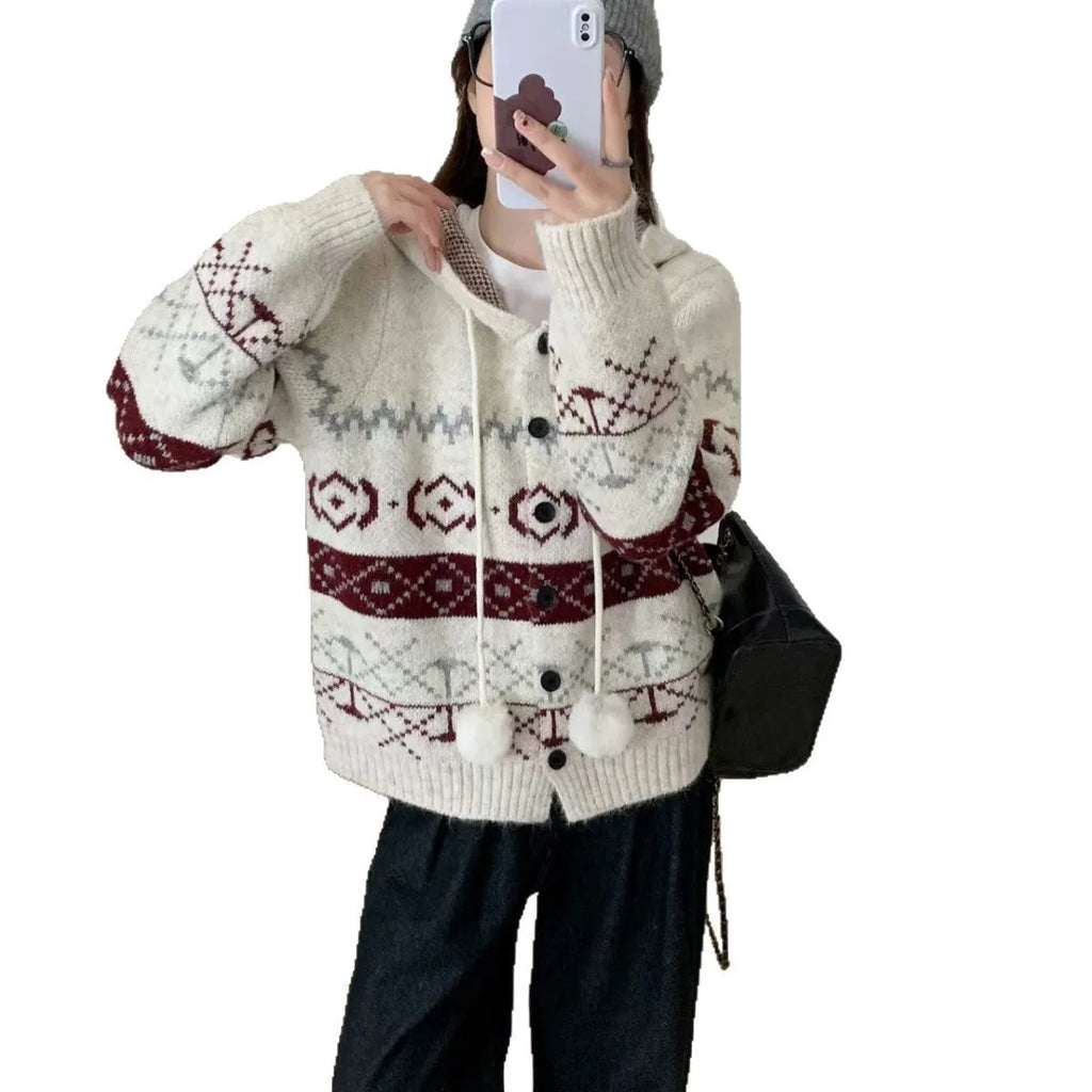 Geometric patterned acrylic brocade sweater coat in grey, loose fit with long sleeves.