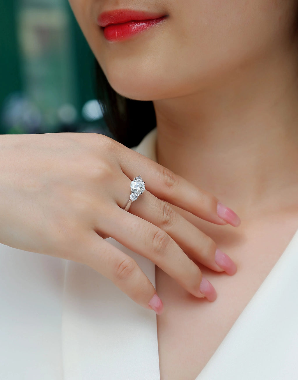 Wedding ring set with 2-carat moissanite in S925 silver gold-plated finish, GRA certificate included