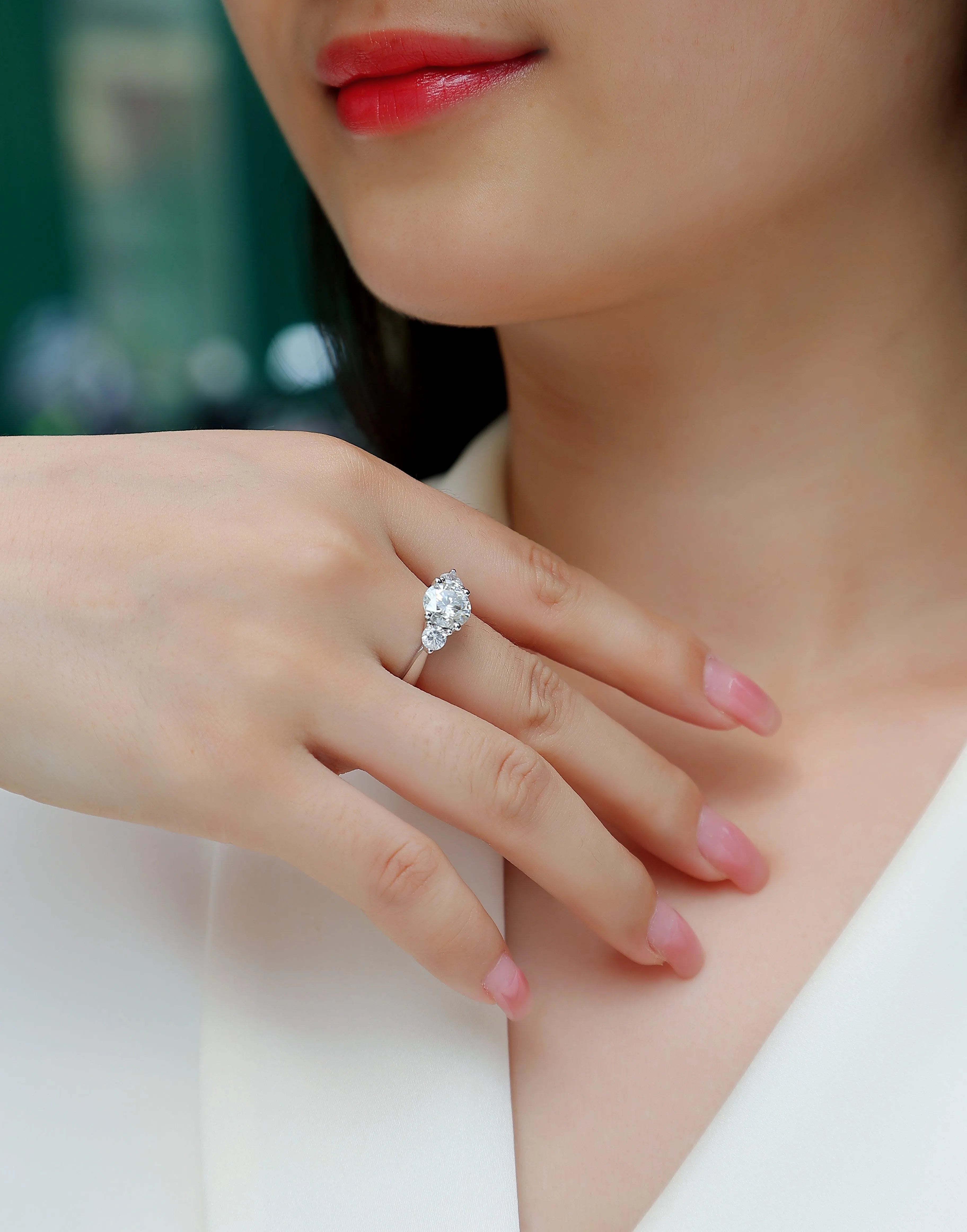 Wedding ring set with 2-carat moissanite in S925 silver gold-plated finish, GRA certificate included