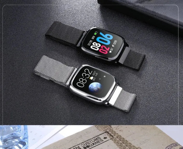 Smart pedometer watch with temperature measurement in black or silver colour