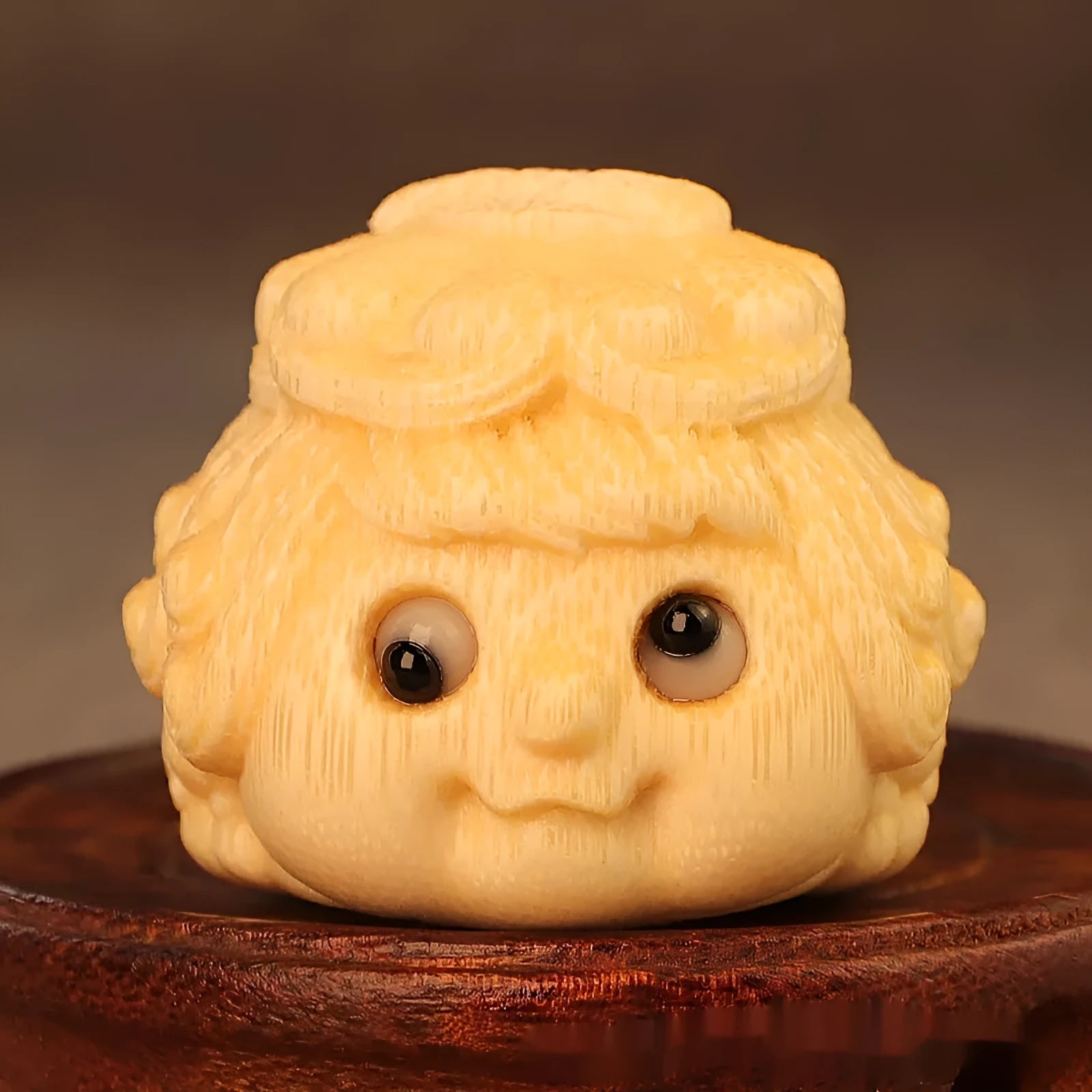 Golden toad and princess bamboo carving ornament in cute style, 5.0 scale.