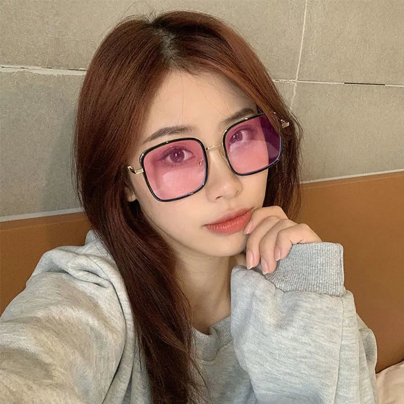 Photochromic large frame myopia glasses in Black Gold Gray colour with anti-blue light lens