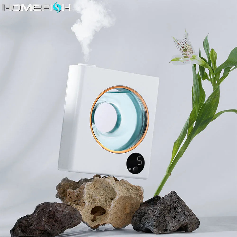 Small white wall-mounted automatic aromatherapy machine with USB port.