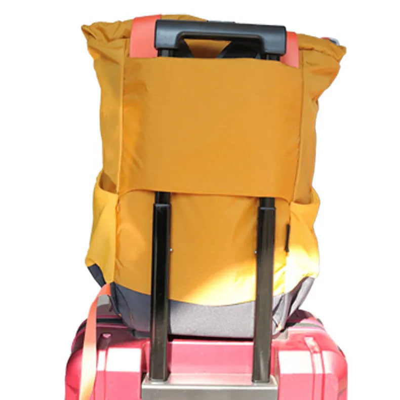 Large 20-litre waterproof backpack in Oxford fabric, shown in army green, suitable for sports and commuting