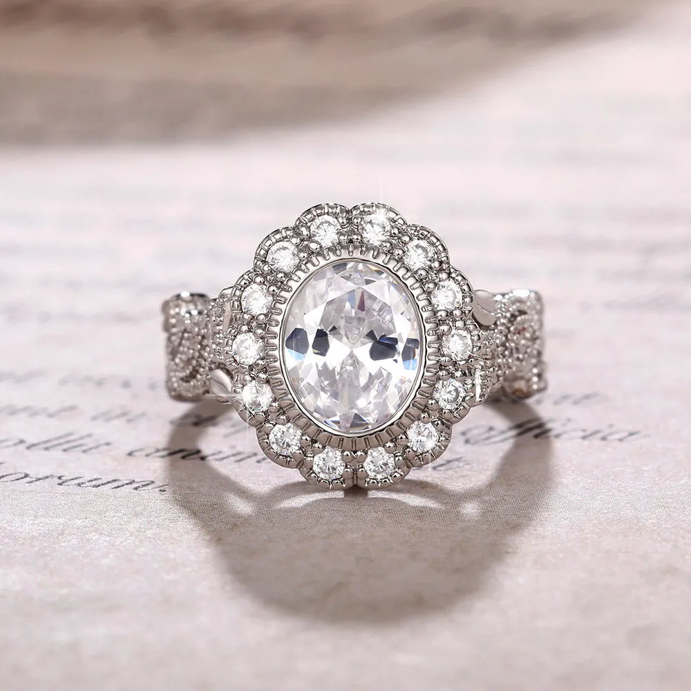 Geometric round zircon ring in white gold colour on copper base with full diamond plating