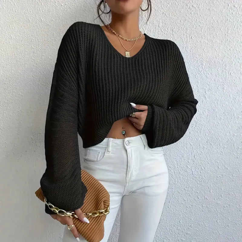 Solid colour long sleeve women's pullover in a casual loose fit