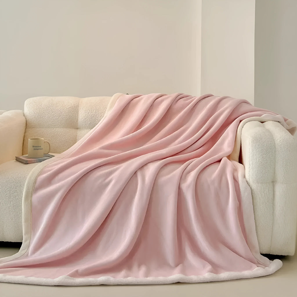 Soft solid colour flannel blanket in light luxury style, available in pink, green, peach orange, and lilac purple, sizes 150x200 and 200x230 cm