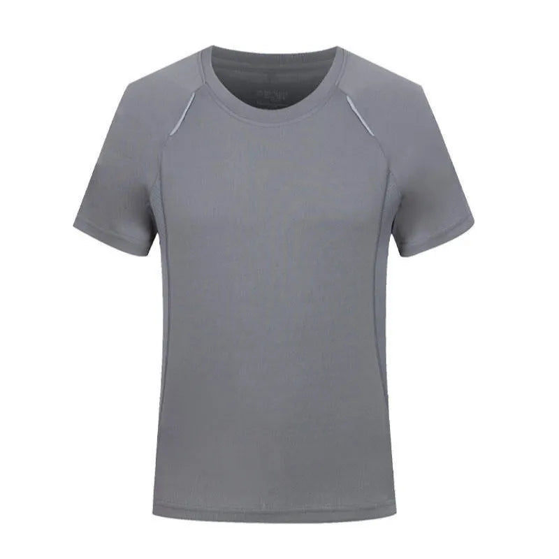 Quick-drying slim fit T-shirt in polyester viscose fabric shown in various solid colours with round neck and short sleeves.