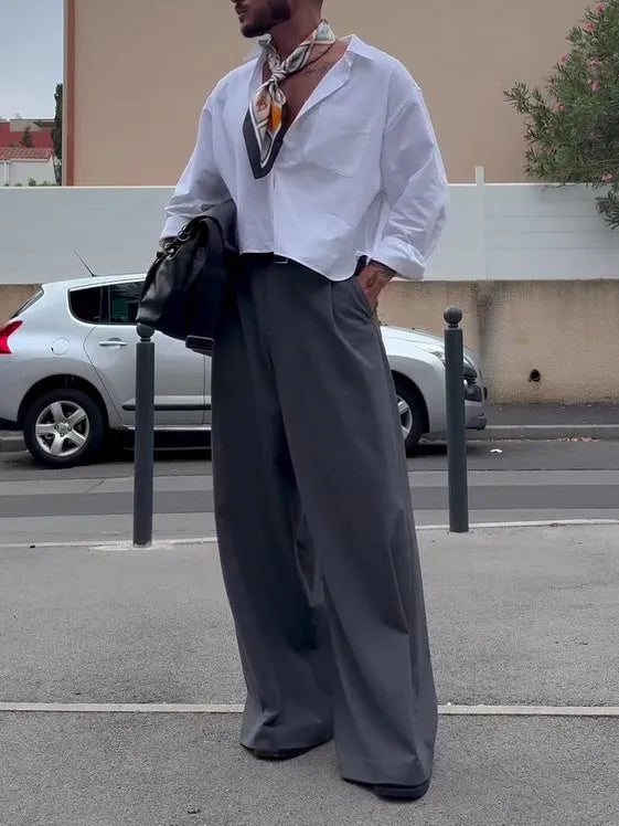White men's casual cropped shirt with regular fit on mannequin