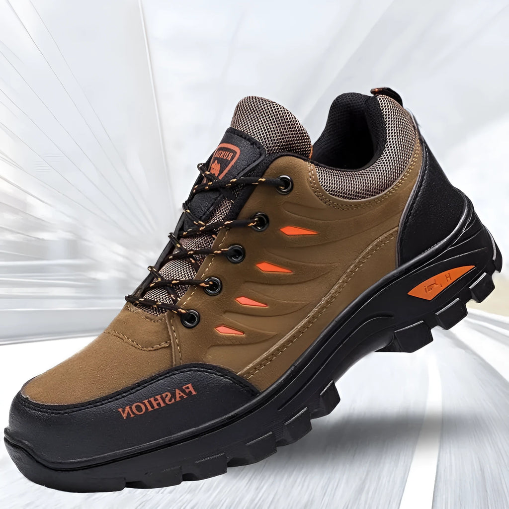 Men's suede hiking shoes in green colour with rubber soles and lace-up closure