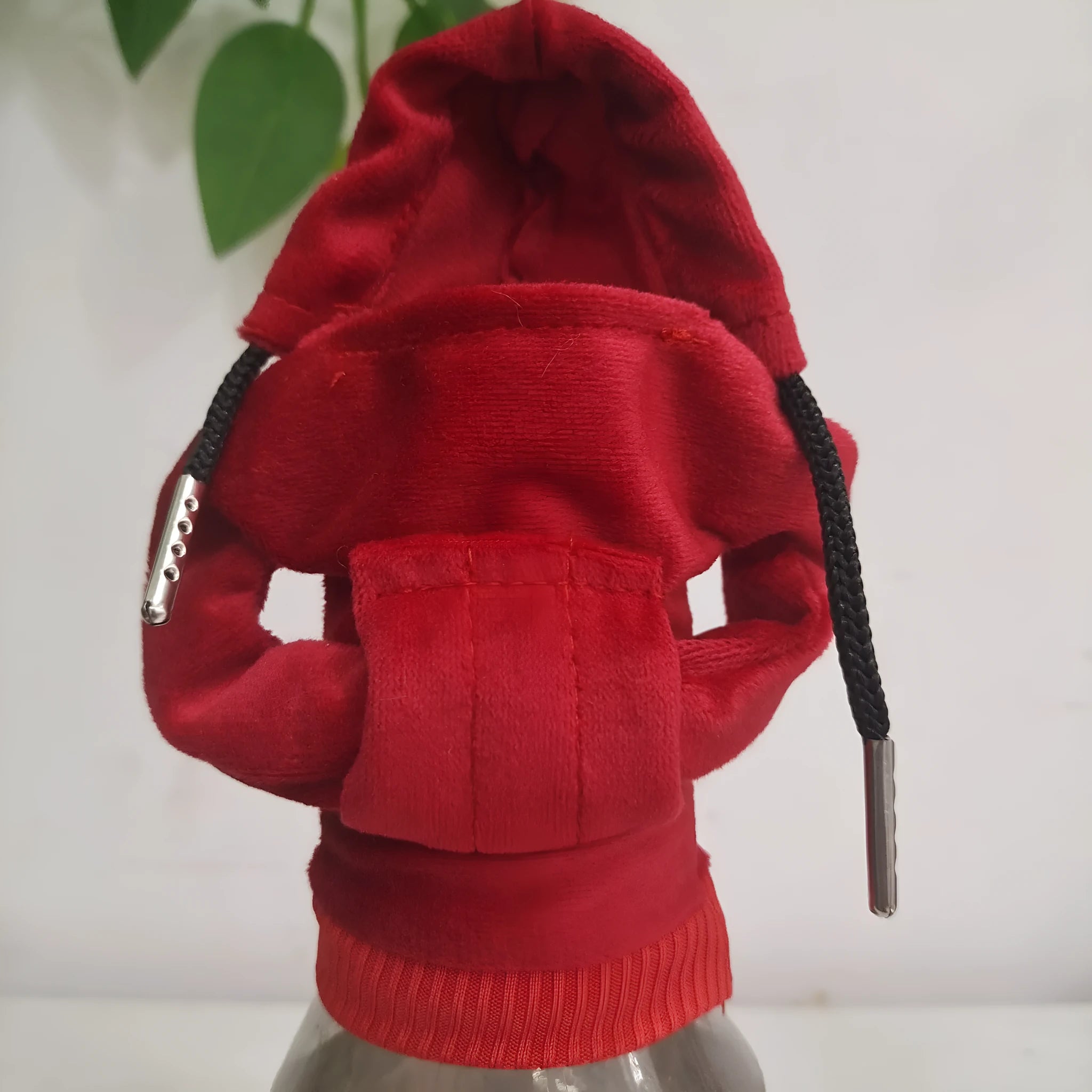 Pure cotton car gear lever decoration in assorted colours on a gear stick.