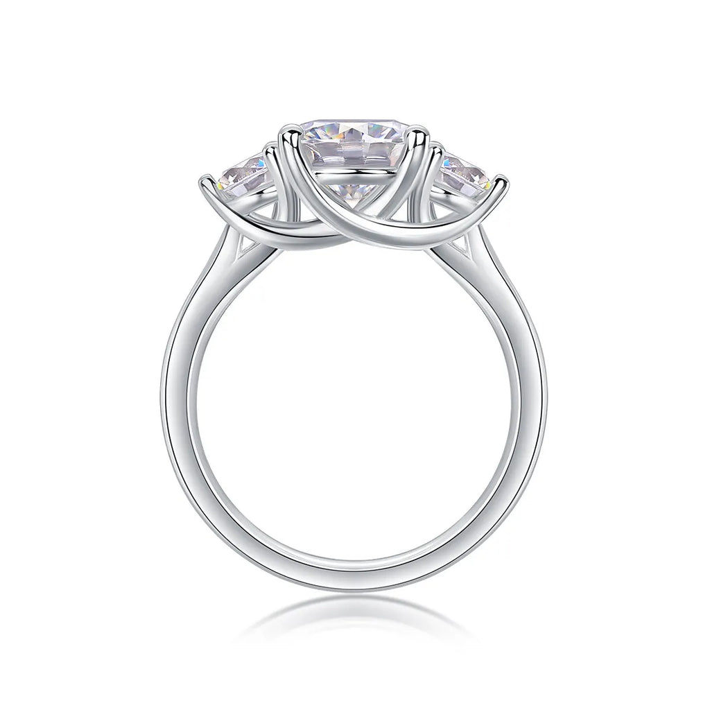 Wedding ring set with 2-carat moissanite in S925 silver gold-plated finish, GRA certificate included