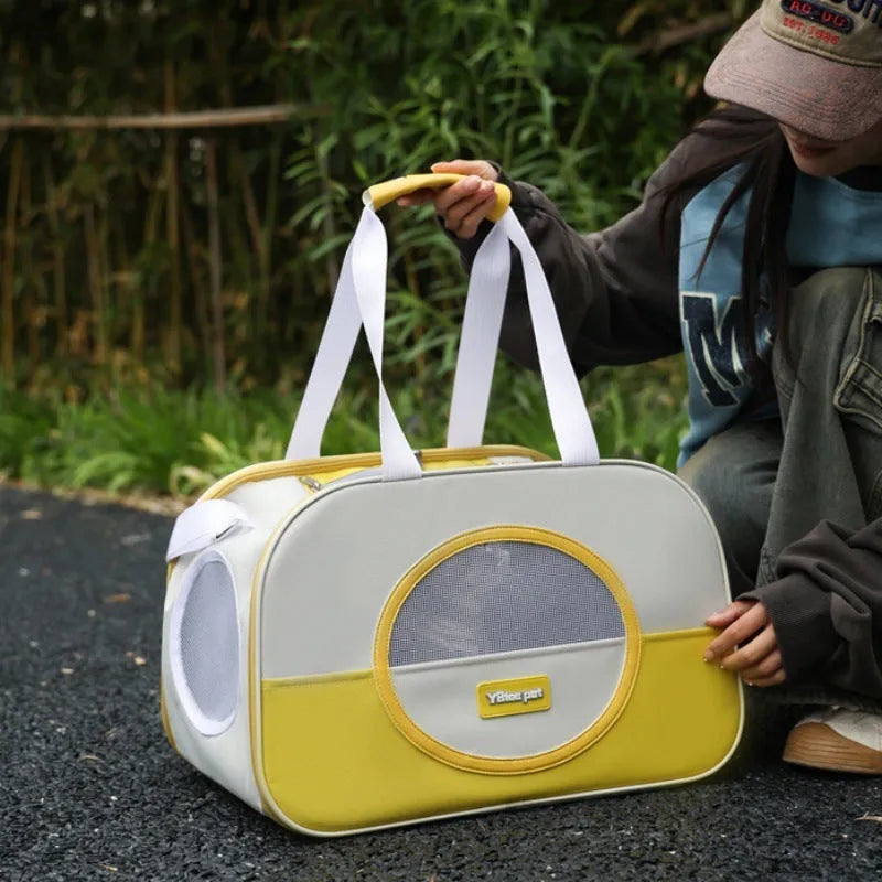 Foldable cat backpack carrier in Oxford cloth with large capacity and breathable design for pet transport