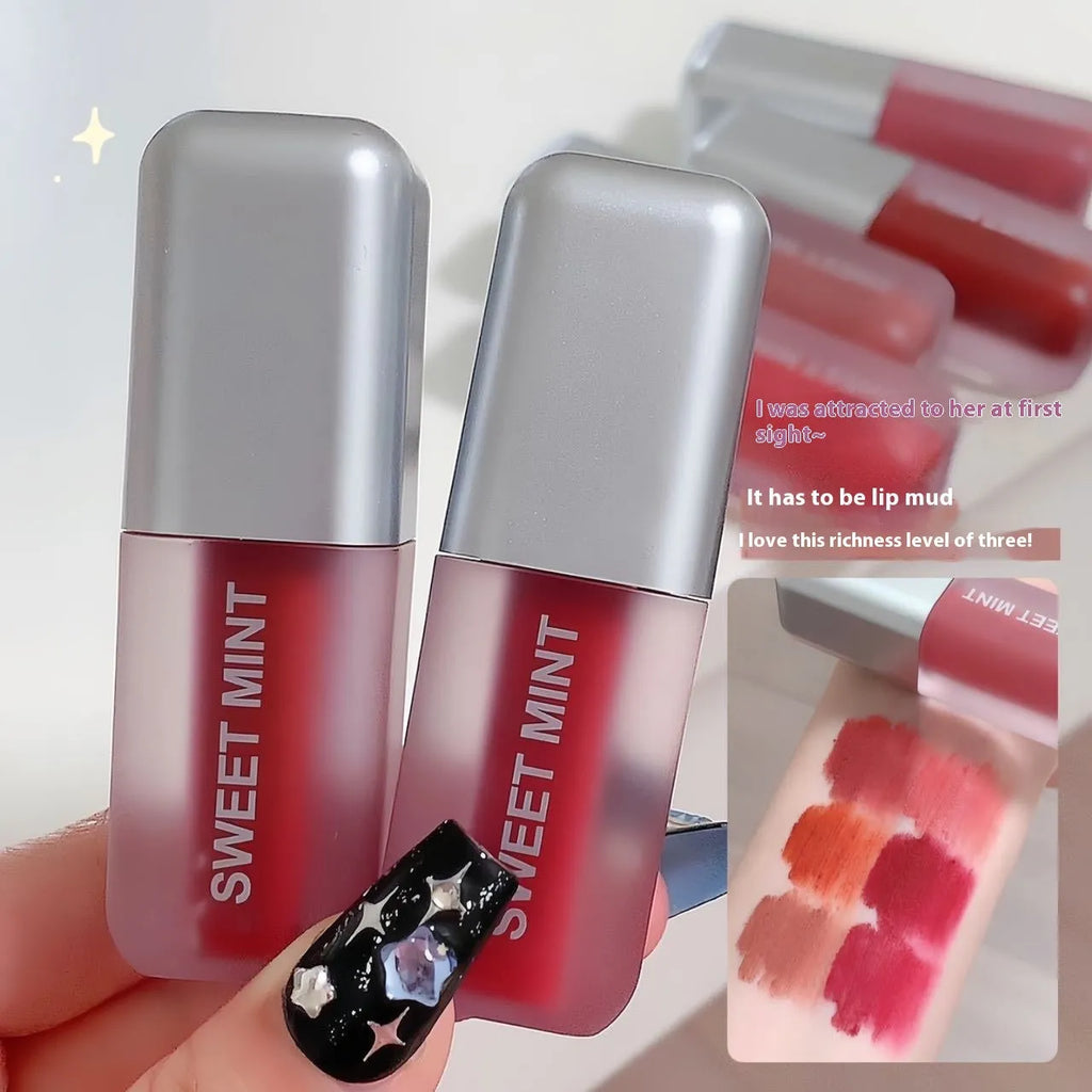 Velvet lip lacquer in matte finish, 3.2g, shade Oat Roasted Chestnut, non-stick formula
