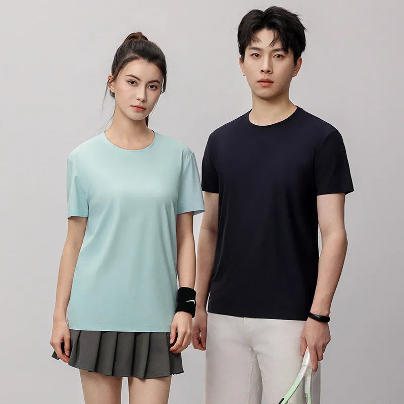 Men's slim fit ice silk t-shirt in solid colour with short sleeves, shown in apple green