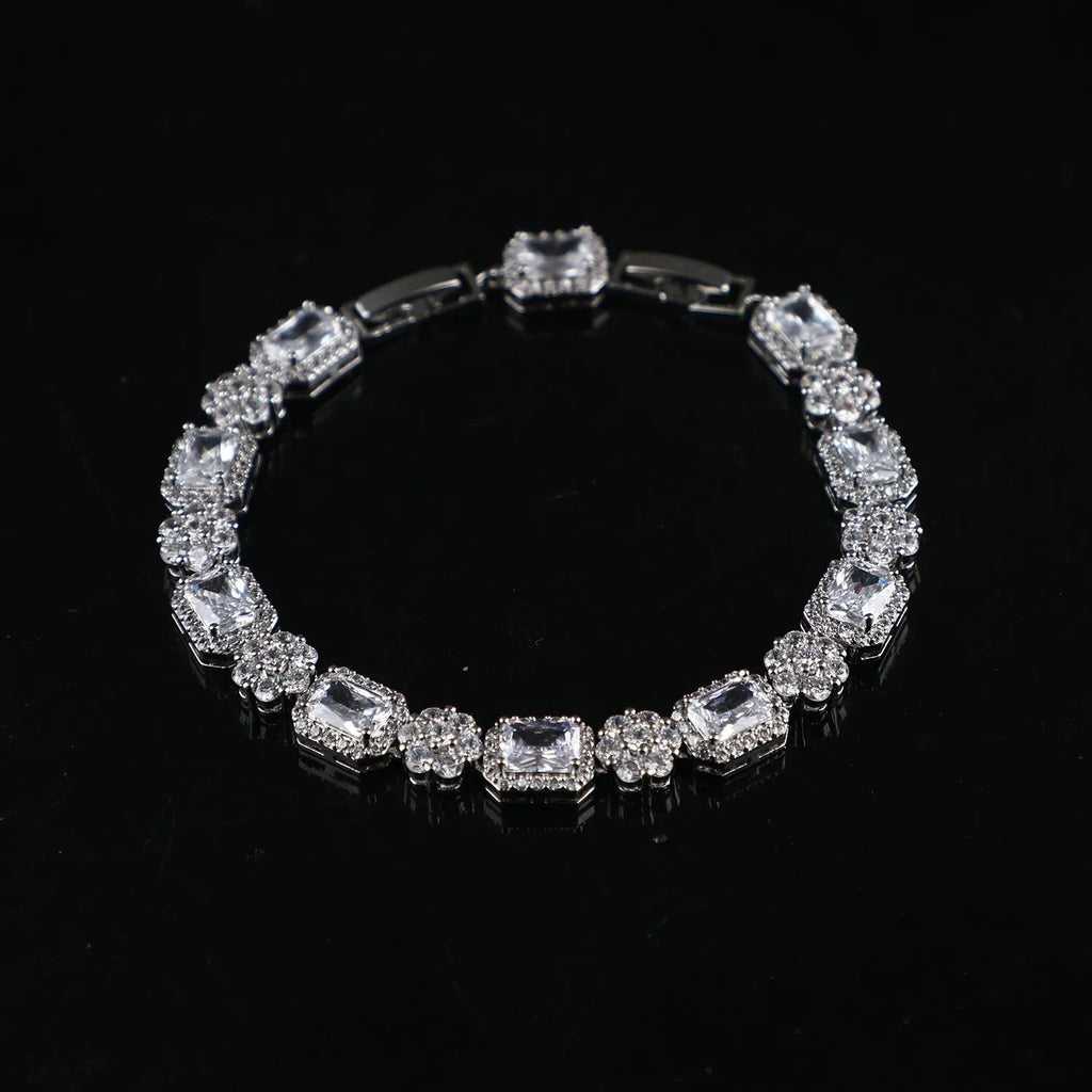 Copper real white gold full zircon claw chain bracelet in silver with flower and geometric quadrilateral design