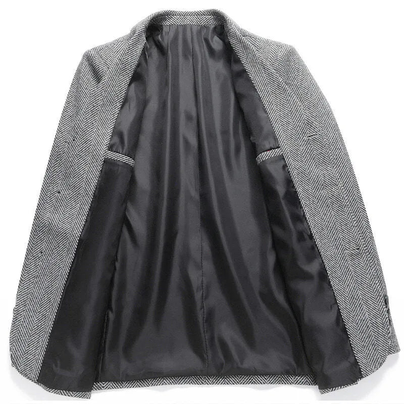 Men's solid colour loose fit coat in polyester fabric for spring and autumn casual wear