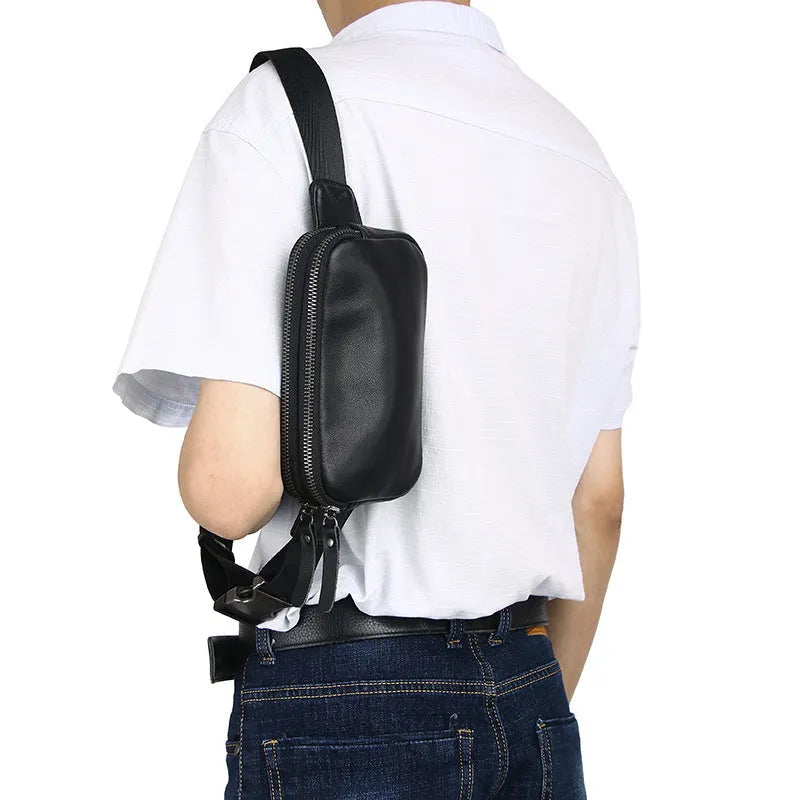 Men's small leather crossbody bag in urban simplicity style with compact dimensions