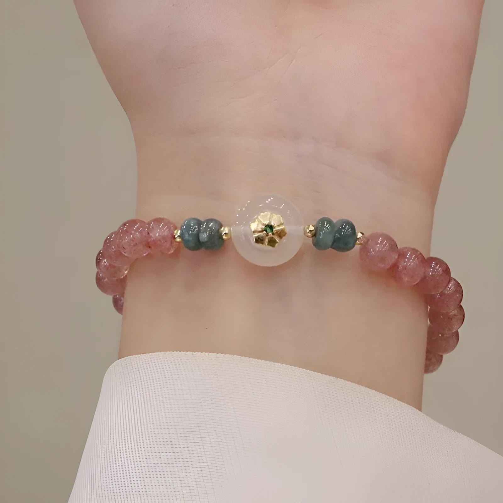 Strawberry quartz blue water emerald round jade pendant bracelet with Chinese design elements