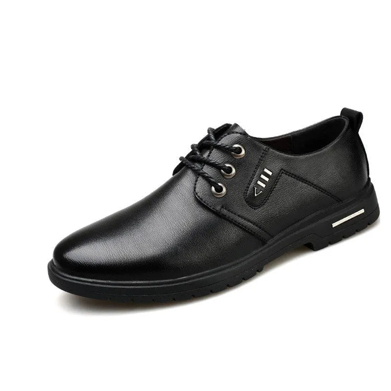 Men's casual leather shoes with cowhide upper, rubber sole, black colour, stitching details