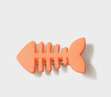 Minimalist fishbone pattern hair barrette with duckbill clip in a candy colour.