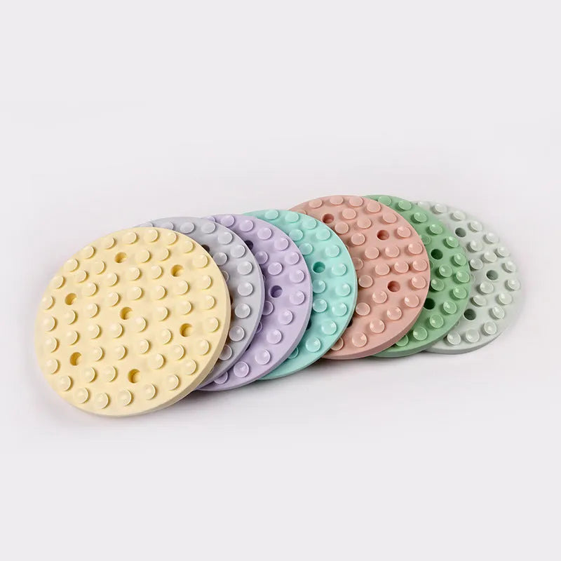 Silicone pet licking pad suction cup food bowl in rose style round purple colour