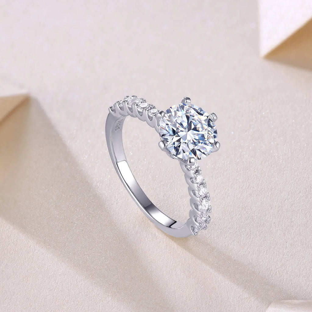 Goddess's Blessing wedding ring set with 2-carat moissanite stone in platinum-plated S925 silver band, gift box packaging
