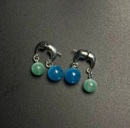 Galvanised geometric Chinese-style earrings with petal elements in zinc alloy