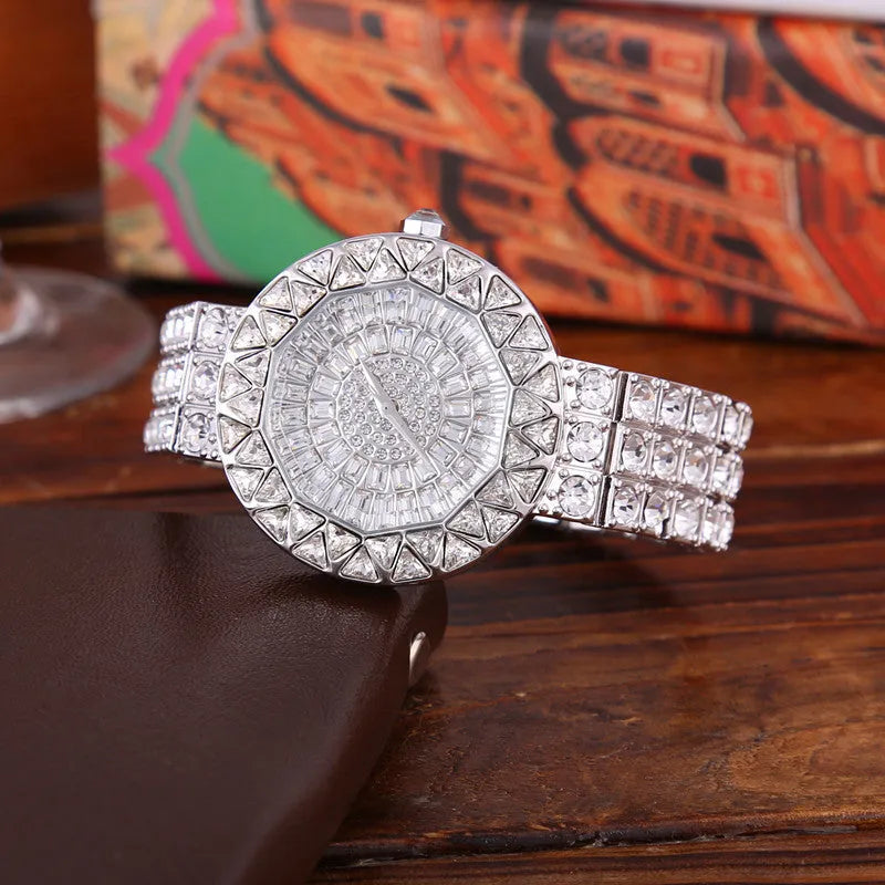 Diamond-studded rhinestone quartz full drill 43mm waterproof fashion watch with sapphire glass and alloy band