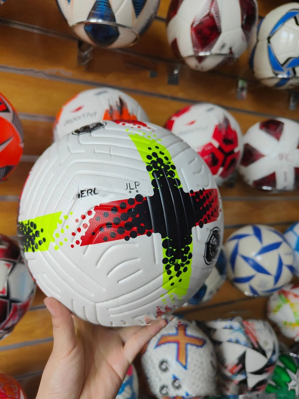 Fluorescent green size 5 football with seamless thermal adhesive patch for training and matches