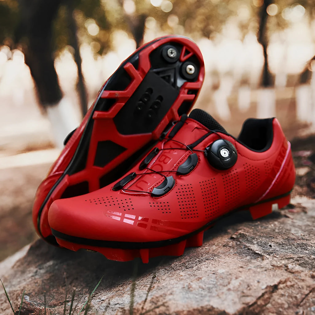 Breathable cycling shoes for men and women, PU upper, nylon outsole, elastic band closure, black colour